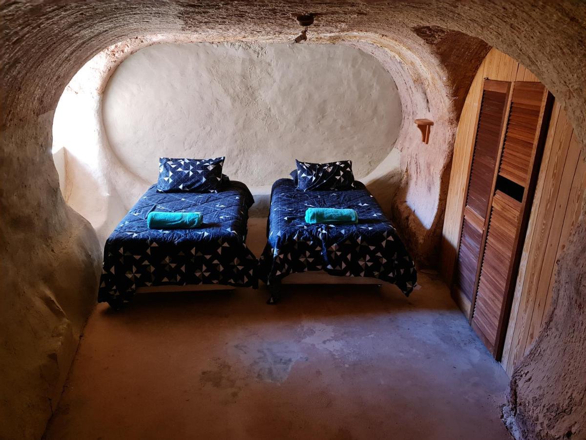 Underwood Court Fresh Dugout- Hosted By Coober Pedy Accommodations Bagian luar foto