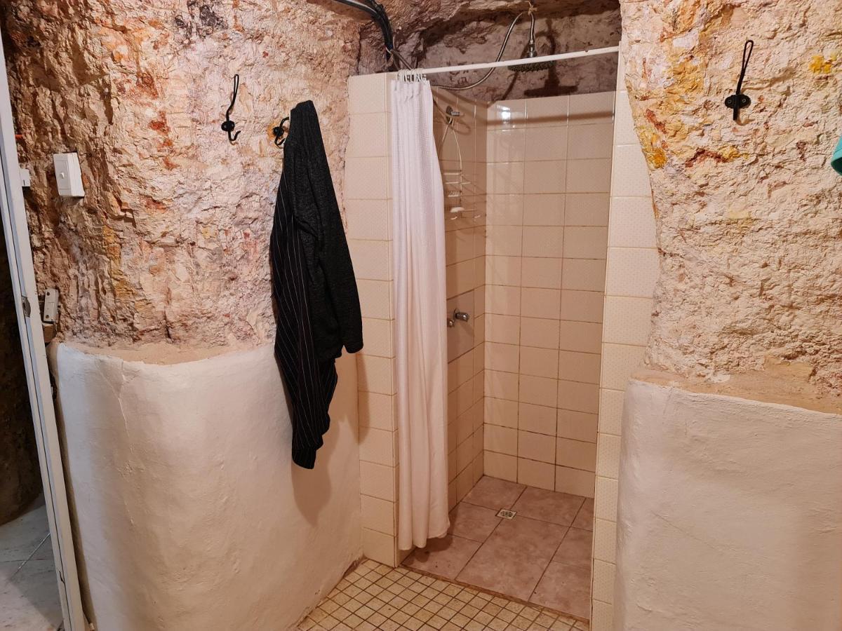 Underwood Court Fresh Dugout- Hosted By Coober Pedy Accommodations Bagian luar foto